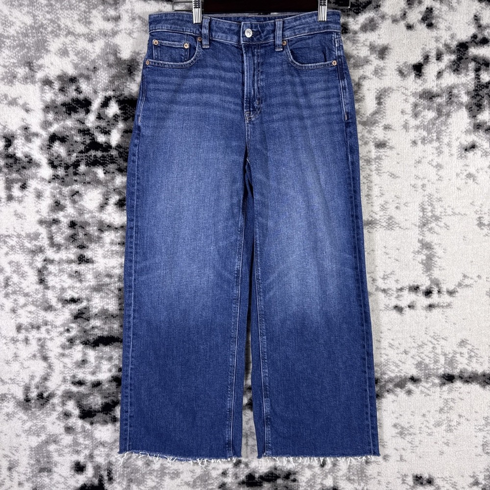 American Eagle Super High Rise Baggy Wide Leg Jeans Womens Size 6 SHORT Raw Hem